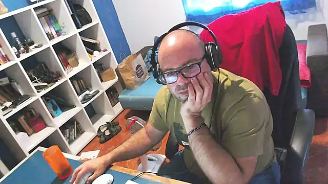 ravingr4d4 online show from September 2025 12:59:02 PM