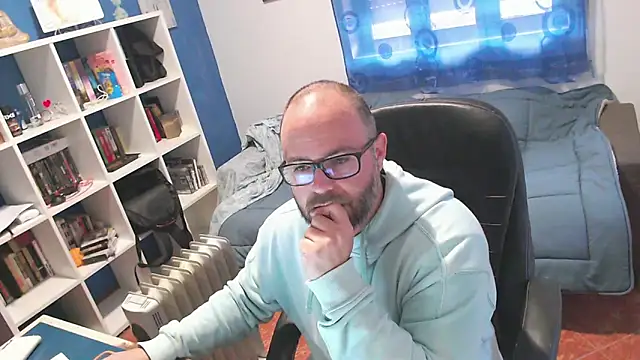 ravingr4d4 online show from March 2026 09:01:01 AM