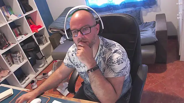 ravingr4d4 online show from May 2026 09:37:01 AM