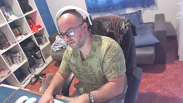 ravingr4d4 online show from May 2026 09:49:01 AM