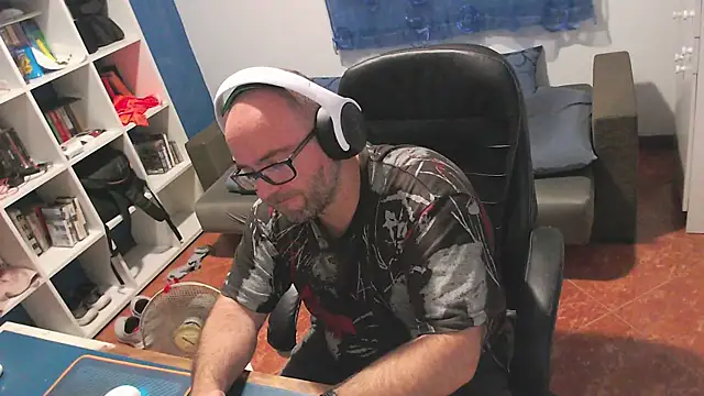 ravingr4d4 online show from May 2026 09:56:02 PM