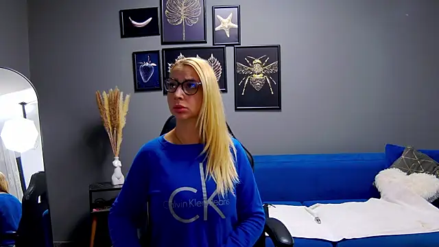 CelineConner online show from September 2025 04:14:02 AM