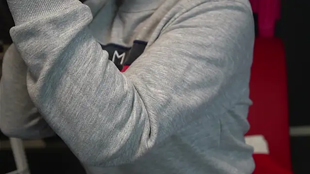 CelineConner online show from October 2025 04:09:01 AM