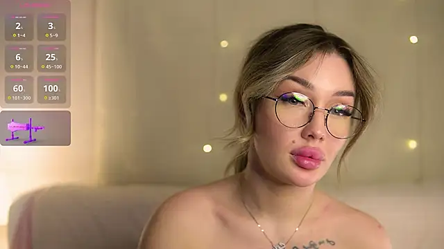 Snapshot of AnnyBangs chatting on February 2025 12:42:01 PM AnnyBangs online show from February 2025 12:42:01 PM