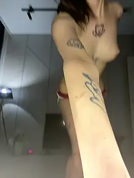 Yunasi online show from February 2025 01:37:01 PM