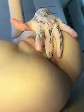 Yunasi online show from March 2025 12:41:01 PM