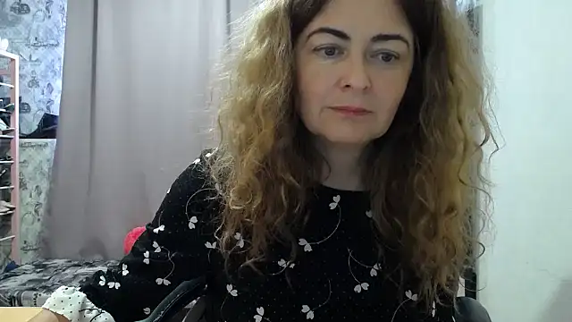 Helen1974 online show from June 2026 07:12:01 AM