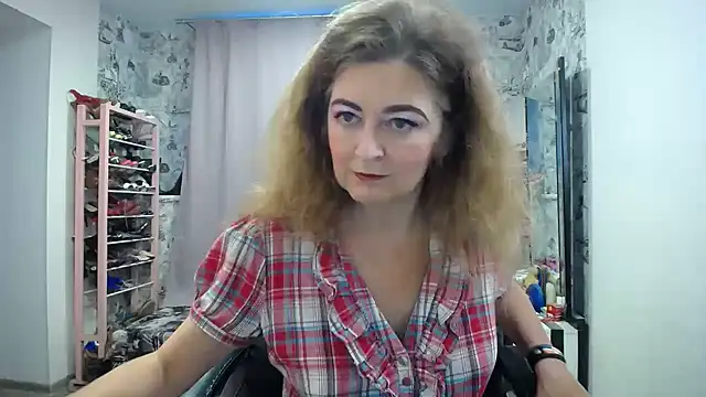 Helen1974 online show from June 2026 03:24:01 PM
