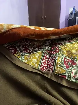 Snapshot of delhiboyz1 chatting on December 2024 05:33:02 PM delhiboyz1 online show from December 2024 05:33:02 PM