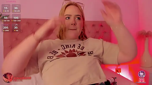 sophiarossee  online show from September 2025 12:05:02 PM