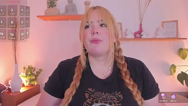 Snapshot of sophiarossee_ chatting on May 2026 03:39:01 PM sophiarossee online show from May 2026 03:39:01 PM