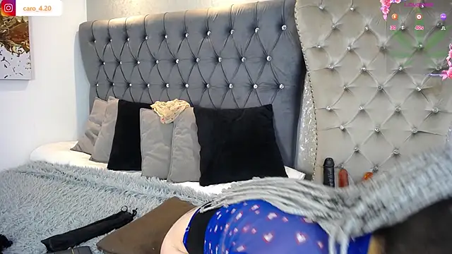 CaroFisher online show from January 2026 01:14:01 PM