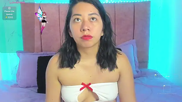 Snapshot of sexylaurita chatting on September 2025 01:02:01 PM sexylaurita online show from September 2025 01:02:01 PM