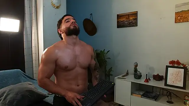 AndrewMartinez online show from September 2025 10:20:01 PM