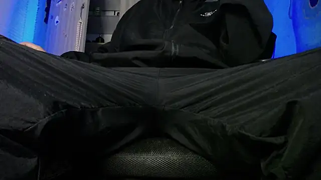 zacwatson  online show from February 2025 06:30:02 AM