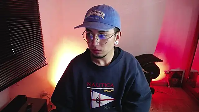 zacwatson  online show from February 2026 05:48:01 AM