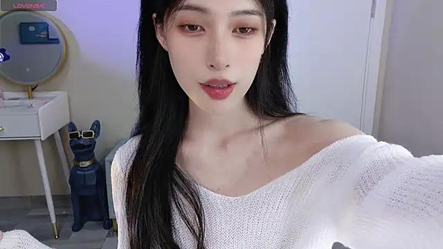 Snapshot of Aurora_99 chatting on December 2024 01:23:02 PM Aurora 99 online show from December 2024 01:23:02 PM