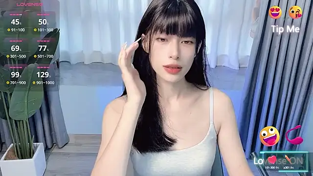 Snapshot of Aurora_99 chatting on September 2025 11:30:02 PM Aurora 99 online show from September 2025 11:30:02 PM