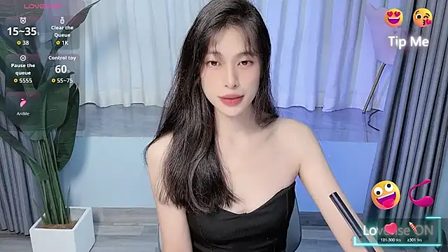 Snapshot of Aurora_99 chatting on October 2025 10:58:01 PM Aurora 99 online show from October 2025 10:58:01 PM