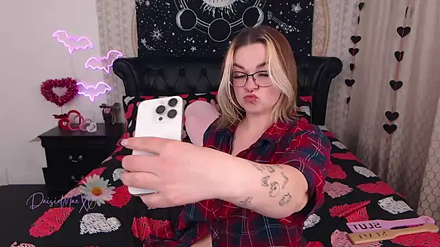 DaisieMaeXO online show from February 2025 06:22:01 AM