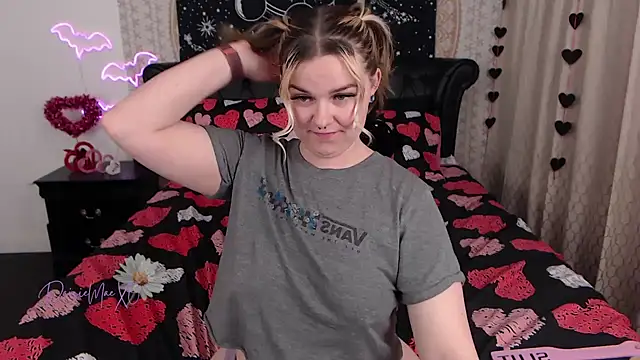 DaisieMaeXO online show from February 2025 01:30:02 AM