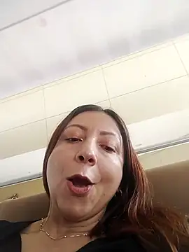 malusexy33 online show from October 2025 06:50:02 PM