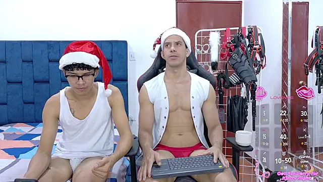 JoseRumbero26 online show from December 2025 01:05:02 PM