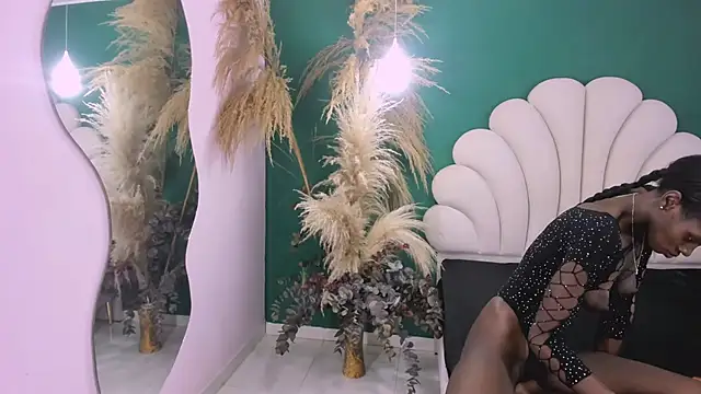 Snapshot of bonieklent chatting on February 2025 03:47:02 AM bonieklent online show from February 2025 03:47:02 AM