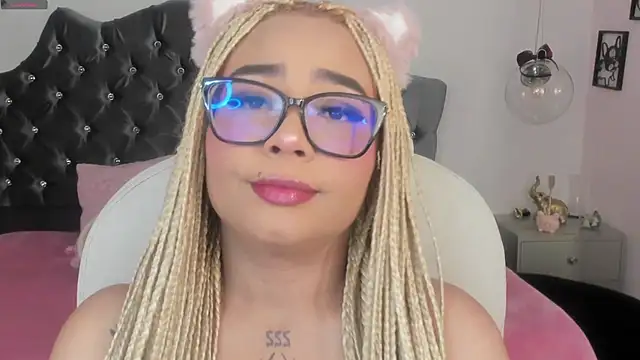 conny  curly online show from May 2026 01:28:01 PM