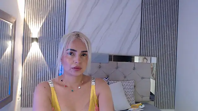 Snapshot of ashley__tylor chatting on July 2026 03:37:02 PM ashley tylor online show from July 2026 03:37:02 PM
