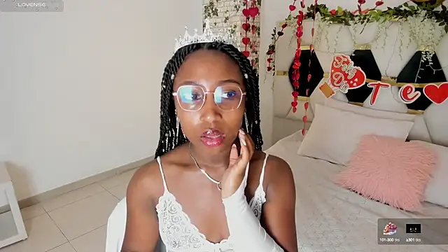 EmmaSanzz  online show from February 2025 11:44:02 AM