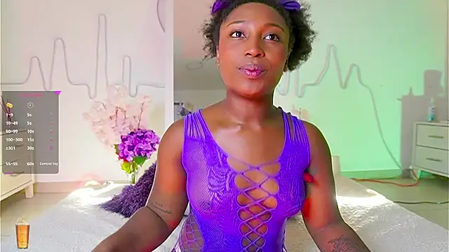 EmmaSanzz  online show from September 2025 11:37:01 AM