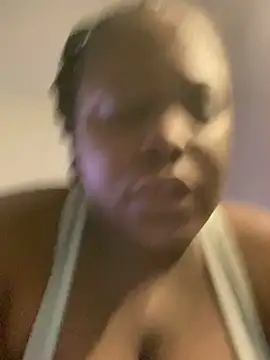 fantasygyal online show from May 2026 03:47:01 AM