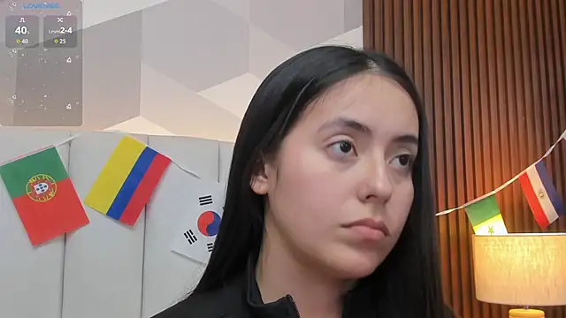 Snapshot of Julietasantos__ chatting on June 2026 06:32:02 PM Julietasantos online show from June 2026 06:32:02 PM