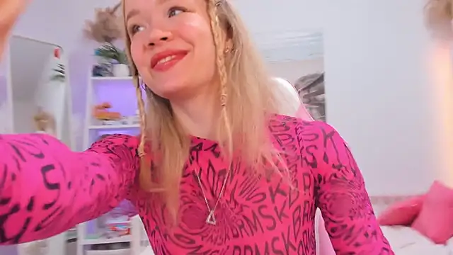 Lily Young online show from March 2025 03:56:01 AM