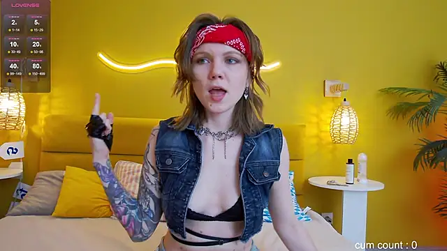 lessysweety online show from October 2025 03:01:02 AM