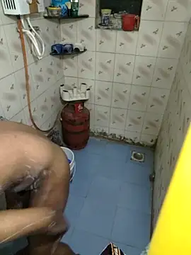 Snapshot of Desi69emd chatting on October 2025 03:46:02 PM Desi69emd online show from October 2025 03:46:02 PM