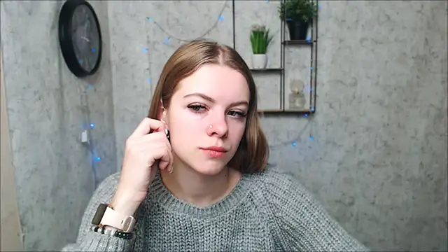 AliceFlirtt  online show from December 2024 07:29:02 AM