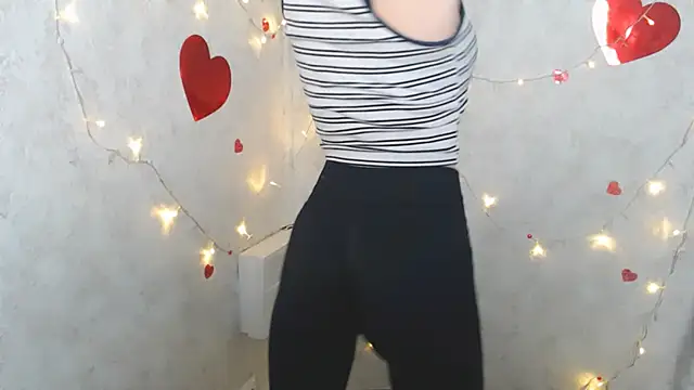 AliceFlirtt  online show from March 2025 09:34:02 AM