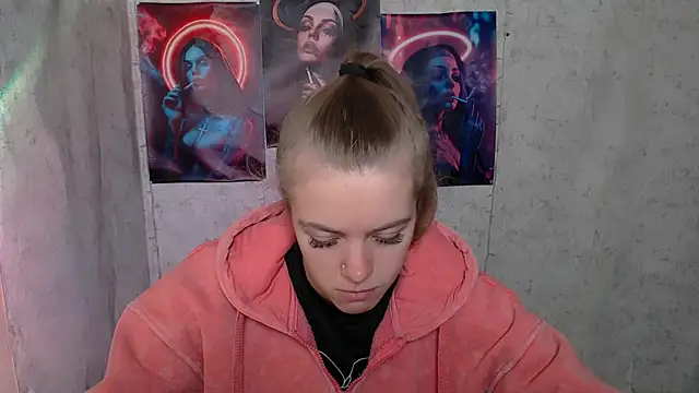 AliceFlirtt  online show from September 2025 08:17:01 AM