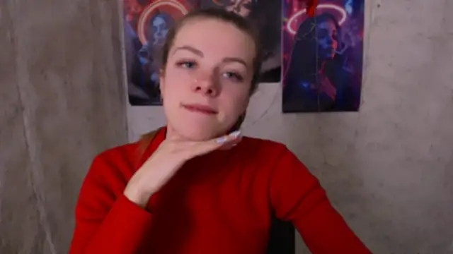 AliceFlirtt  online show from February 2026 12:23:01 PM