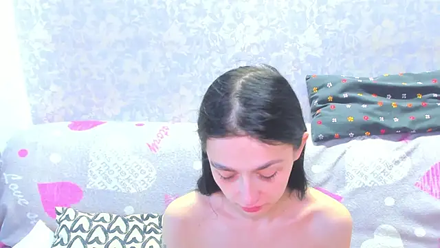 Vanessa Florence online show from May 2026 01:03:02 AM