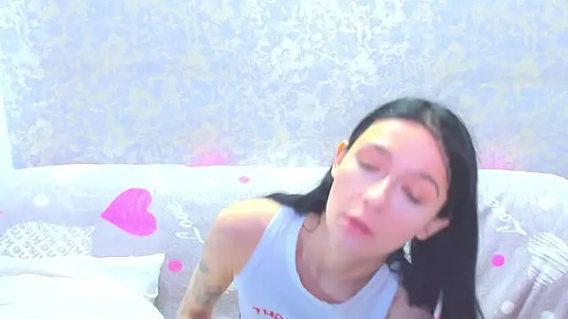 Vanessa Florence online show from May 2026 01:00:01 AM