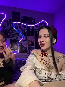 Dooubletroublee online show from February 2026 03:32:01 AM