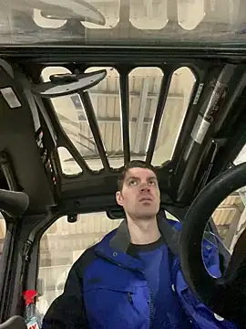 Ricoleckt online show from March 2025 03:31:01 PM