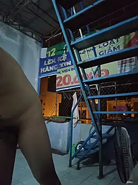 Snapshot of xboyvn9 chatting on February 2026 04:00:02 PM xboyvn9 online show from February 2026 04:00:02 PM