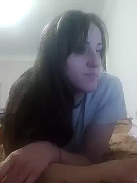 Snapshot of emeli_moon chatting on December 2024 06:37:02 PM emeli moon online show from December 2024 06:37:02 PM