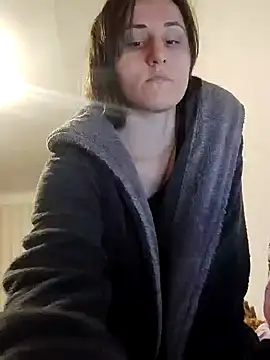 Snapshot of emeli_moon chatting on February 2025 12:41:02 AM emeli moon online show from February 2025 12:41:02 AM