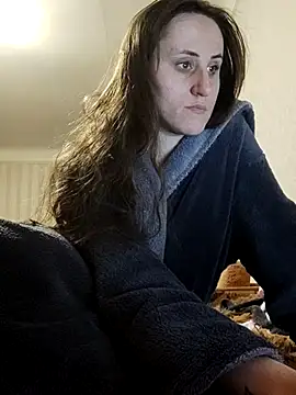 Snapshot of emeli_moon chatting on February 2025 07:17:02 PM emeli moon online show from February 2025 07:17:02 PM