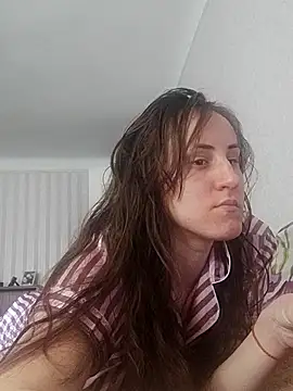 Snapshot of emeli_moon chatting on March 2025 08:51:01 AM emeli moon online show from March 2025 08:51:01 AM